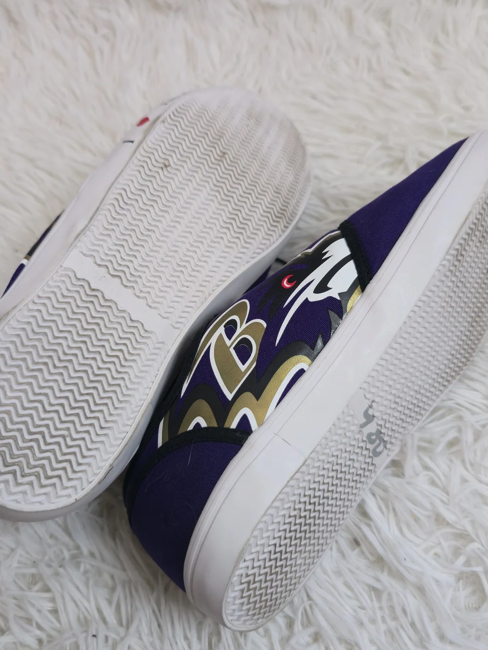 Baltimore Ravens Women's Purple Logo Canvas Sneakers